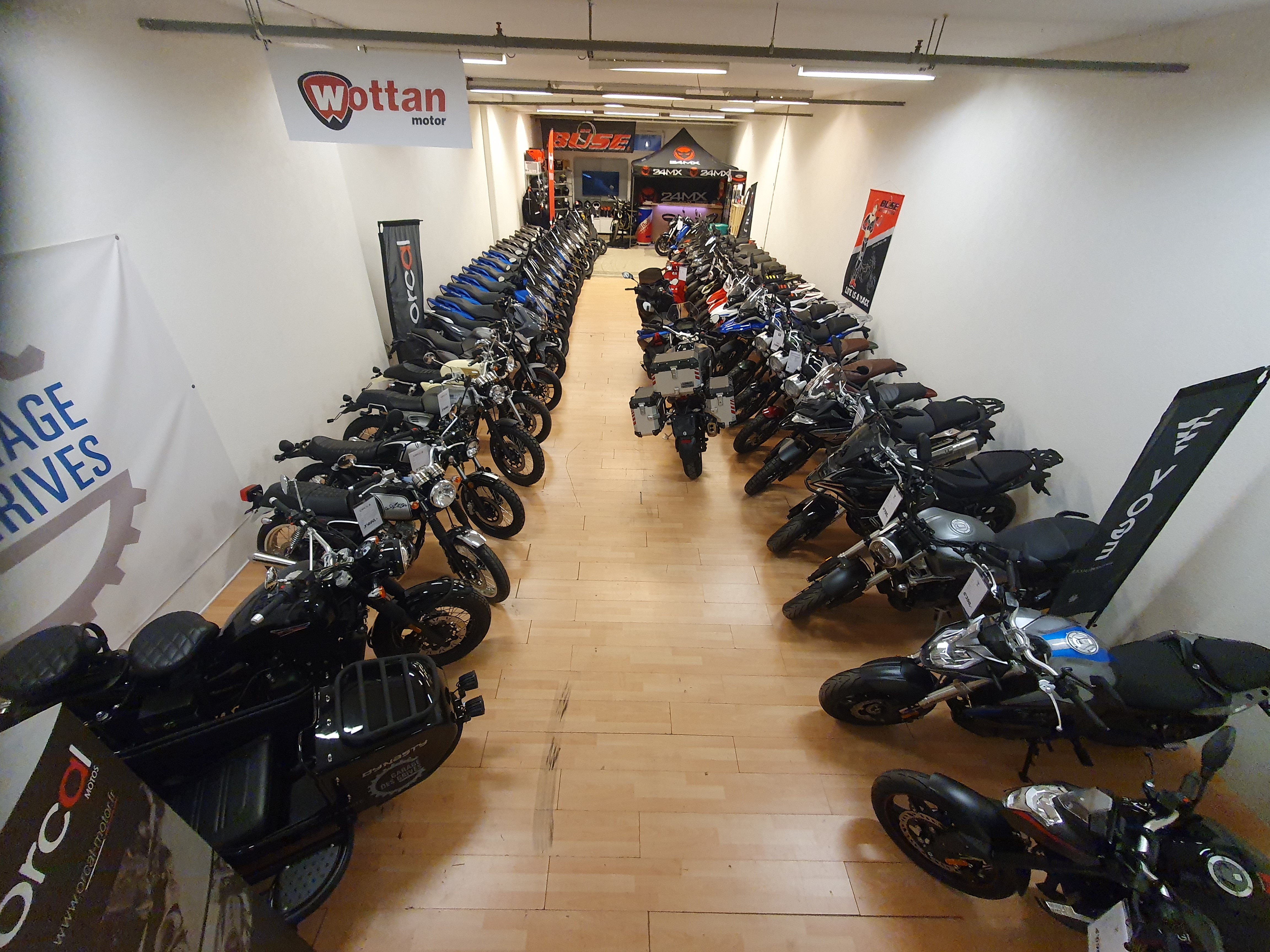 Showroom Moto Deal Fribourg