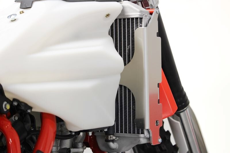 Protection de radiateur AXP Xtrem PEHD