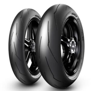 Train de pneus PIRELLI SUPERCORSA V2 (120/70ZR17 SC1+200/55ZR17 SC2)
